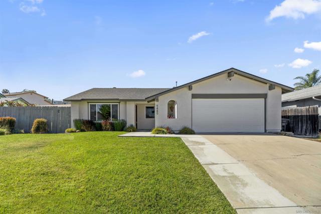 9480 Avenida Acero, Spring Valley CA: https://media.crmls.org/mediaz/8d8dd0fc-189d-4e32-af6d-027a502b0ab6.jpg
