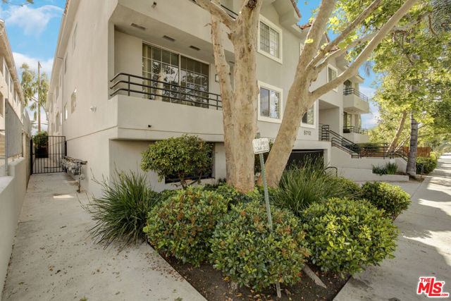 Image 5 of 21 For 5712 Camellia Avenue