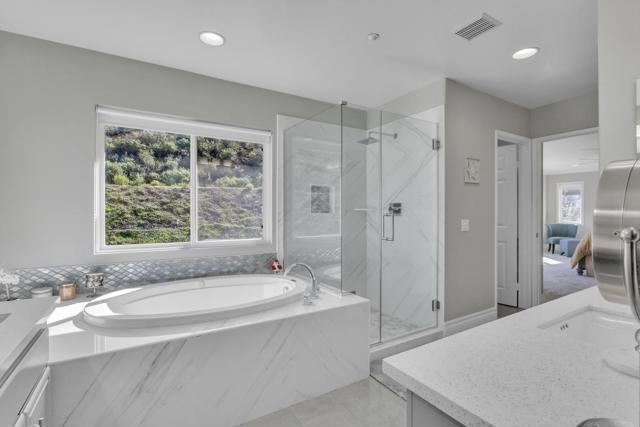 Image 30 of 40 For 10403 Valley Waters Drive