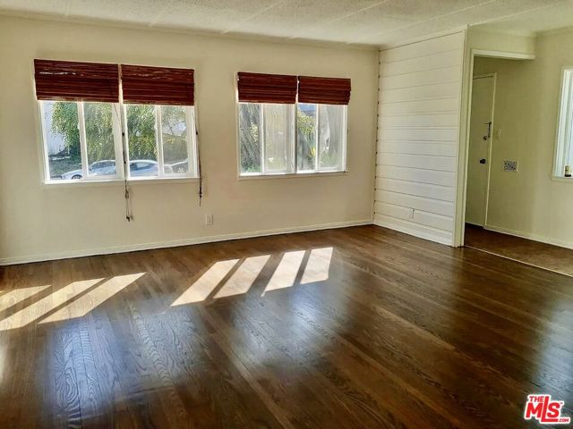 3734 Sawtelle Boulevard, Los Angeles CA: https://media.crmls.org/mediaz/8d8e9215-67b2-45b1-b770-2ed52fd657fc.jpg