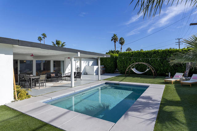 2899 E San Juan Road, Palm Springs, CA 92262