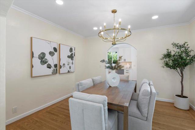 1555 Alma Street, Palo Alto CA: https://media.crmls.org/mediaz/8d8f7598-f9be-4768-8df6-18cf64193a96.jpg