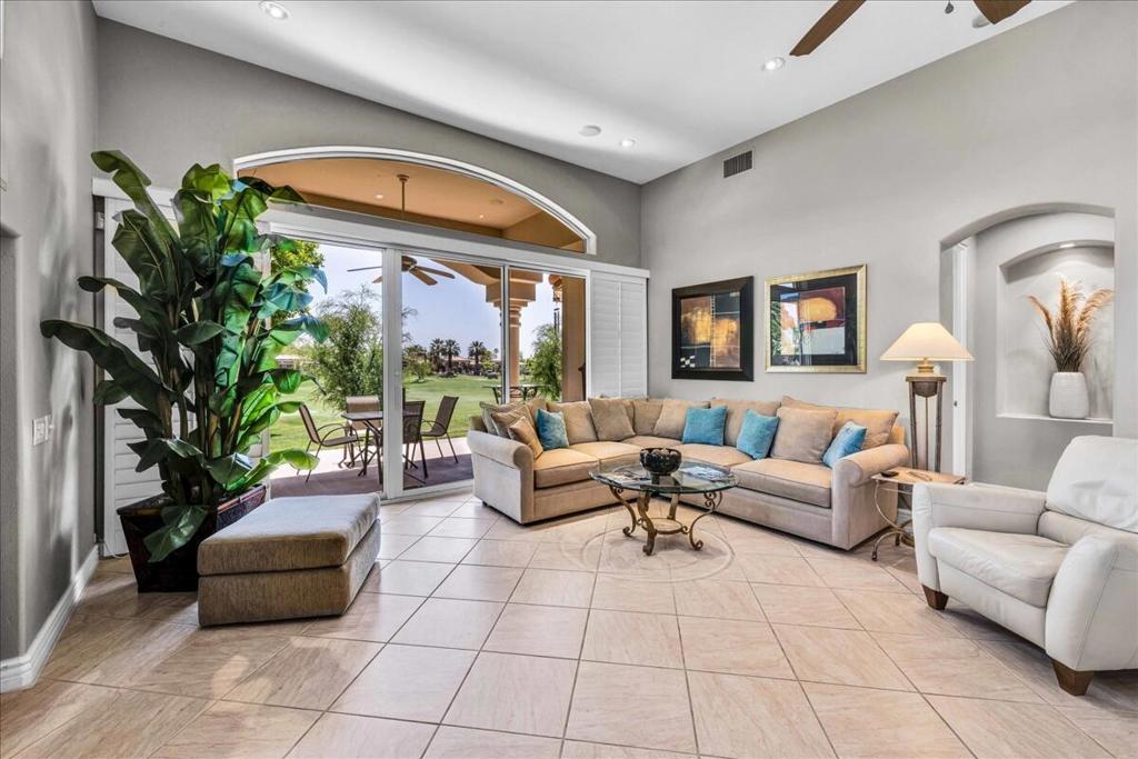 MLS #219137555DA image #5