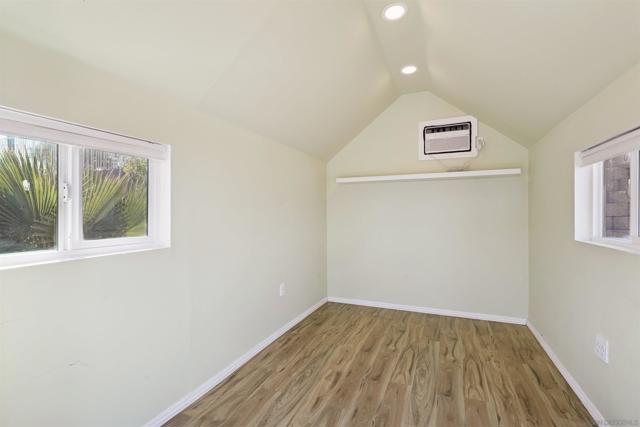14637 Poway Mesa Dr, Poway CA: https://media.crmls.org/mediaz/8d902c97-1f0c-4ffc-a857-e6076076f9b5.jpg