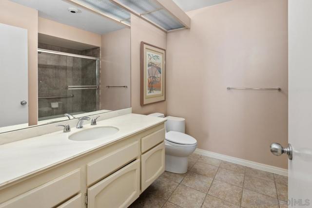 1820 Avenida Del Mundo, Coronado CA: https://media.crmls.org/mediaz/8d903abb-d3b1-470d-a005-6373ff7e4aac.jpg