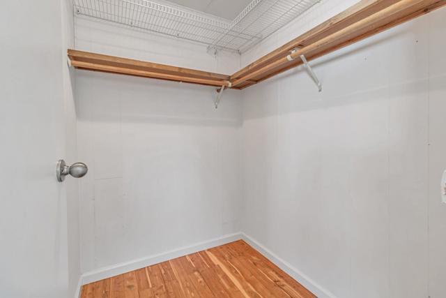 8 Coral Way, Half Moon Bay CA: https://media.crmls.org/mediaz/8d907e21-56dc-482d-a233-c5b62ec06cd1.jpg