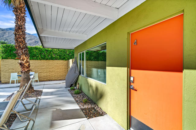 1611 S Calle Palo Fierro #4, Palm Springs, CA 92264