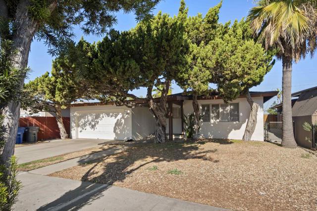 Detail Gallery Image 4 of 39 For 244 Carter, El Cajon,  CA 92020 - 3 Beds | 1/1 Baths