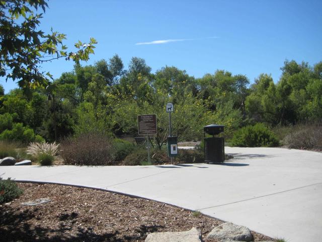Detail Gallery Image 35 of 39 For 9230 Carlton Oaks Dr, Santee,  CA 92071 - 2 Beds | 1/1 Baths