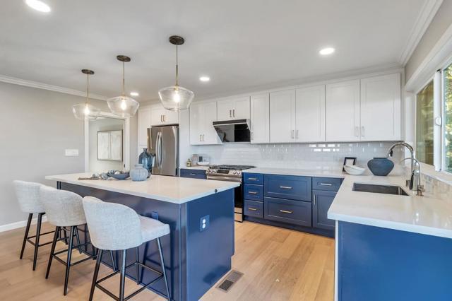 106 Madera Avenue, San Carlos CA: https://media.crmls.org/mediaz/8d928639-2b3e-4880-a3e4-e5fdf719978b.jpg