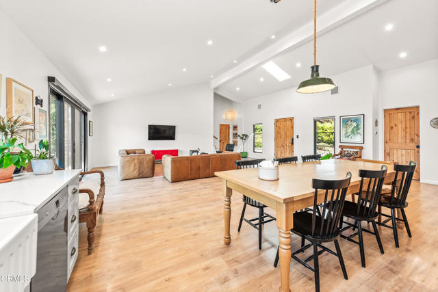 Detail Gallery Image 25 of 65 For 2474 Barbara Dr, –,  CA 93012 - 4 Beds | 3/1 Baths