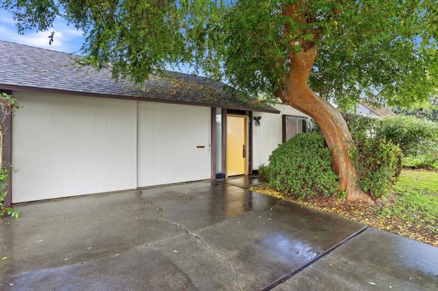 827 Cumberland Drive, Sunnyvale CA: https://media.crmls.org/mediaz/8d936baf-bf33-45a0-91f4-45f9018a4c28.jpg