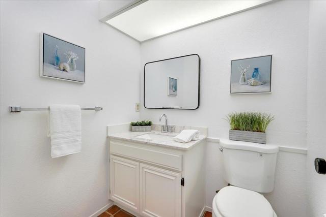 505 Drake Court, Foster City CA: https://media.crmls.org/mediaz/8d937884-6549-4b41-abfa-10a979fd525d.jpg