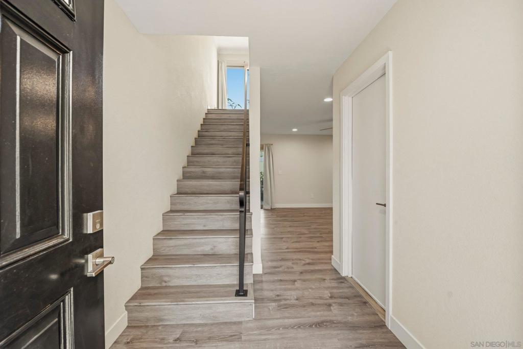 7525 Jerez Ct. - photo 4
