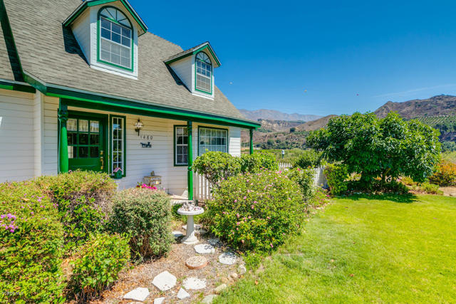1480 Magnolia Drive, Santa Paula CA: https://media.crmls.org/mediaz/8d948598-877e-4a9d-898b-c8298d406b16.jpg