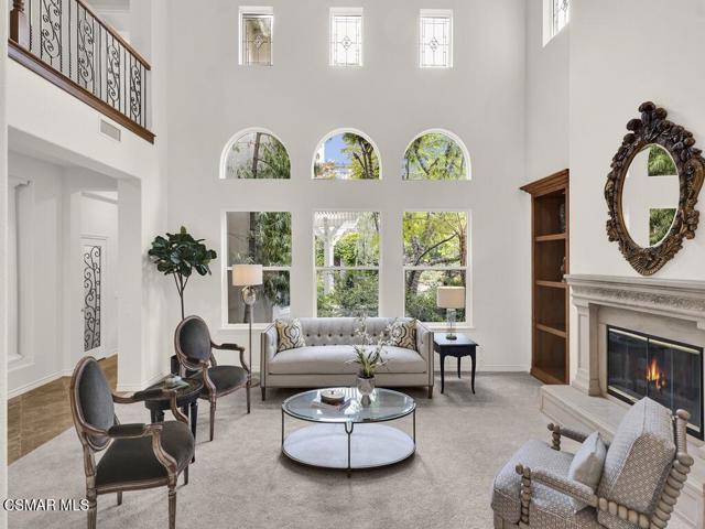 5455 Via Olas, Newbury Park CA: https://media.crmls.org/mediaz/8d956d98-b935-432d-9ce0-b6de05df5fa4.jpg