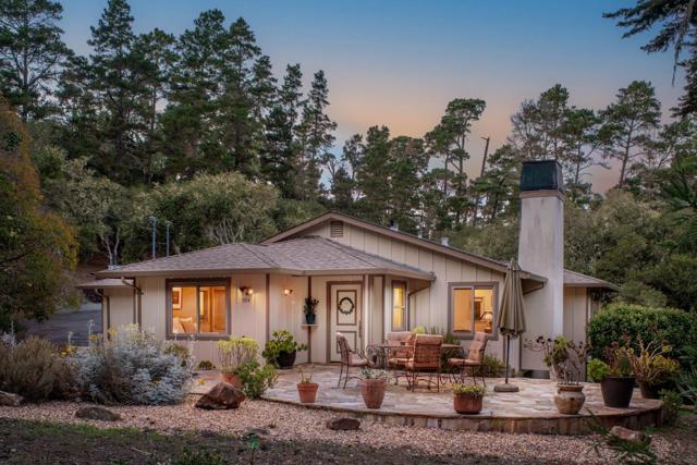 594 Viejo Road, Carmel CA: https://media.crmls.org/mediaz/8d962752-7604-449d-9eb7-c67cc32d6f8d.jpg