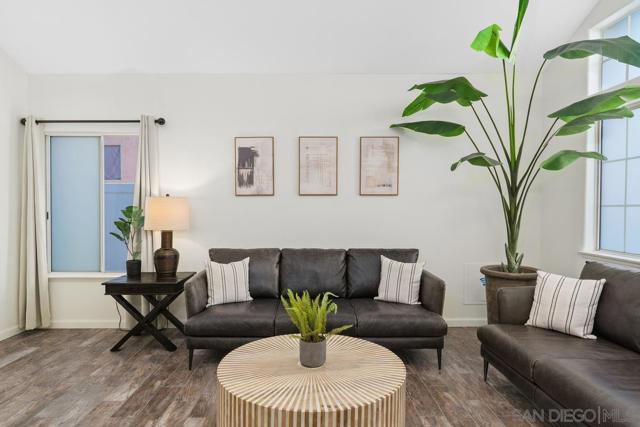 40599 Calle Medusa, Temecula CA: https://media.crmls.org/mediaz/8d962aeb-eb22-4bc5-a7b7-98bb5a8fc859.jpg