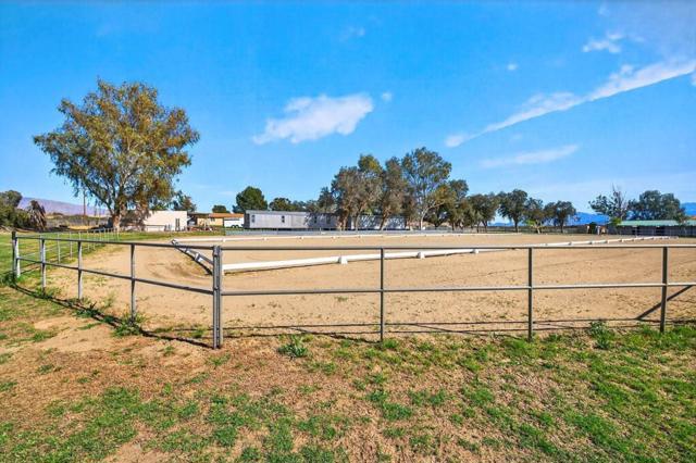 Image 7 of 49 For 20555 Mountain View Road