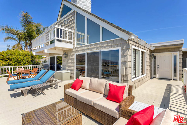 6439 Surfside Way photo 4