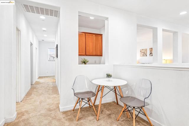 4576 Benton St, Antioch CA: https://media.crmls.org/mediaz/8d97accb-d032-4fee-a860-83d9d767f455.jpg