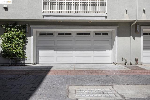 3730 Whitworth Dr, Dublin CA: https://media.crmls.org/mediaz/8d97eede-2acf-4b06-b3e9-1848dcbbc1c6.jpg