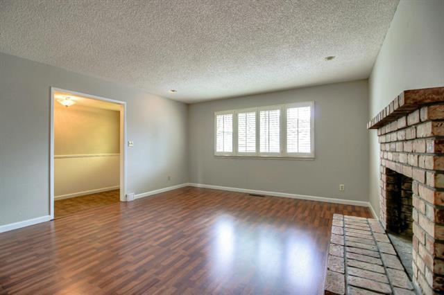 1108 Topaz Avenue, San Jose CA: https://media.crmls.org/mediaz/8d998f3e-ca40-43ae-813c-768121026b40.jpg