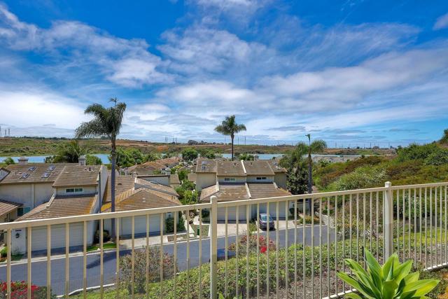 4781 ARGOSY LANE, Carlsbad CA: https://media.crmls.org/mediaz/8d99b3de-3a4d-48e3-9a11-52b0d4f87ac9.jpg