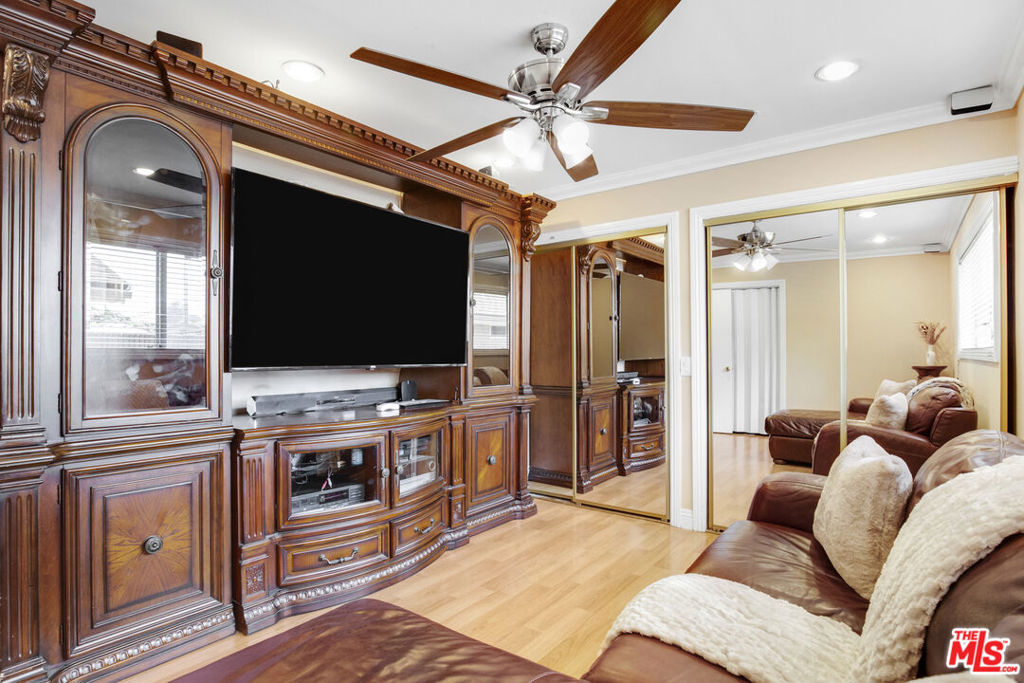 MLS #26861937 image #15