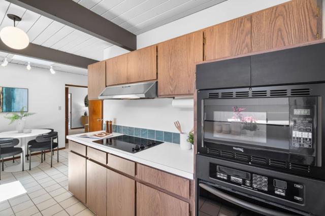 802 Allison Way, Sunnyvale CA: https://media.crmls.org/mediaz/8d9a829f-1e01-4f0b-b49f-19562d62c619.jpg