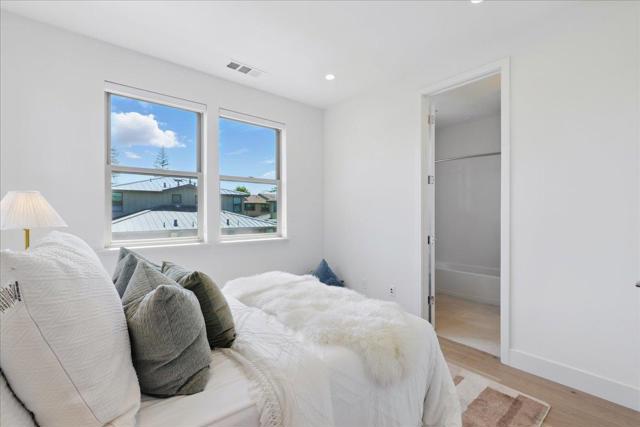 332 Marquetta Circle, Mountain View CA: https://media.crmls.org/mediaz/8d9b019c-5196-4b84-a444-de548dd2da6e.jpg