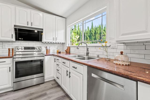 45490 Concho Court, Fremont CA: https://media.crmls.org/mediaz/8d9b512e-5b66-4159-a398-bca2372c5d43.jpg