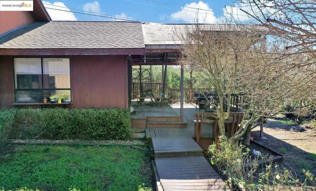 3120 E Vichy Ave., Napa CA: https://media.crmls.org/mediaz/8d9bdb3a-dd7b-4a74-ad96-4d4bf1d1117d.jpg