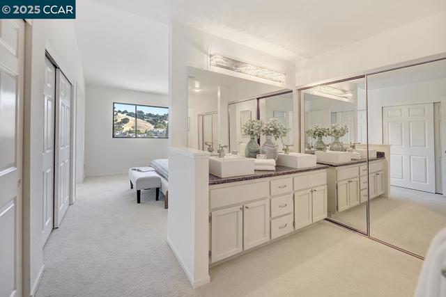 4243 Terra Granada Dr, Walnut Creek CA: https://media.crmls.org/mediaz/8d9c3bac-eeca-4928-b8b3-678552cca2d8.jpg