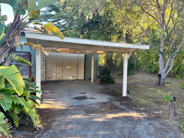 125 Bella Vista Drive, Hillsborough CA: https://media.crmls.org/mediaz/8d9c4b19-c173-4b95-a5db-7586c5f520af.jpg