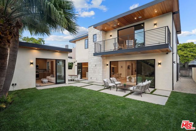 12041 Marine Street, Los Angeles CA: https://media.crmls.org/mediaz/8d9d0022-4416-446c-b3f8-f5ac72b6e4a7.jpg