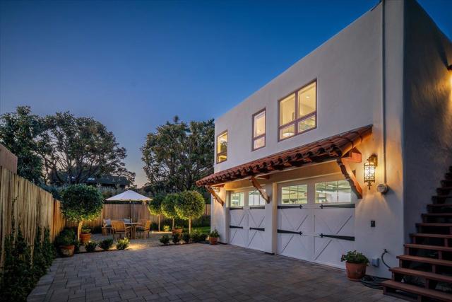 0 San Carlos 2 NW of Santa Lucia, Carmel CA: https://media.crmls.org/mediaz/8d9d1b93-3098-4cde-8eca-d2d4fdd3cbb6.jpg