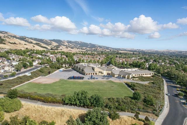 3406 Maroun Place, San Jose CA: https://media.crmls.org/mediaz/8d9d339c-6348-4ad8-b35f-05fe455459c3.jpg