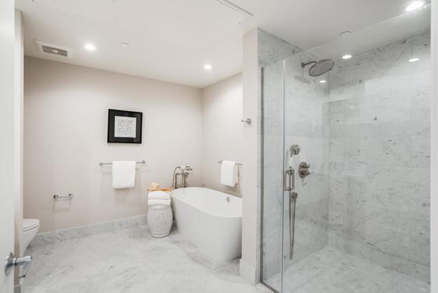 450 1st Street, Los Altos CA: https://media.crmls.org/mediaz/8d9d92aa-aaa6-4628-b99c-326f39c5ada6.jpg