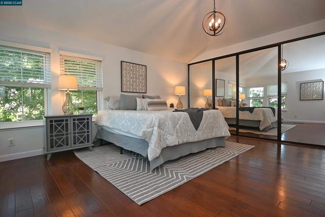 3279 Mt Diablo Ct, Lafayette CA: https://media.crmls.org/mediaz/8d9da6e9-e469-47ae-9d3a-f53bc05d1145.jpg