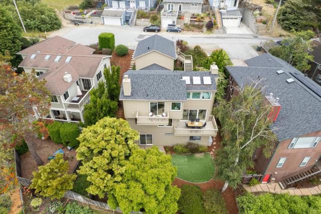 389 Avenue Granada, El Granada CA: https://media.crmls.org/mediaz/8d9fb97c-80e7-469c-b64d-7b5aa592b2c5.jpg