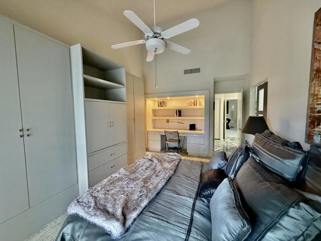 Image 20 of 35 For 49145 Quercus Lane