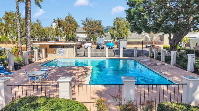 2300 E Valley Parkway, Escondido CA: https://media.crmls.org/mediaz/8da073d6-da51-49b7-8a10-44928e7cb8c8.jpg