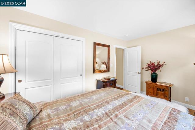 3121 Del Oceano Dr, Lafayette CA: https://media.crmls.org/mediaz/8da075ef-ab02-403b-82fe-309a4835d4df.jpg