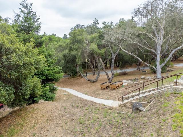 17551 Pond Derosa Lane, Prunedale CA: https://media.crmls.org/mediaz/8da30a38-61d8-4732-82fc-6cd21bc238a4.jpg
