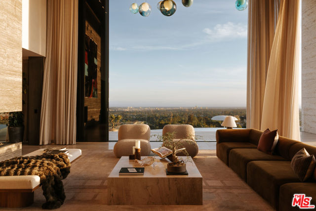 Drew Fenton | 684 Firth Avenue Los Angeles CA | MLS: 7726795