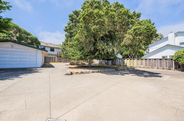 851 Bayview Avenue, Pacific Grove CA: https://media.crmls.org/mediaz/8da3d4d8-de13-4515-a5f8-4a0dfb776f58.jpg