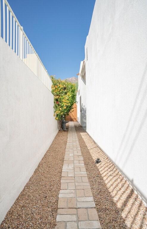 54860 Avenida Rubio, La Quinta CA: https://media.crmls.org/mediaz/8da3efe6-aa71-469d-95f4-36e6f464ae69.jpg