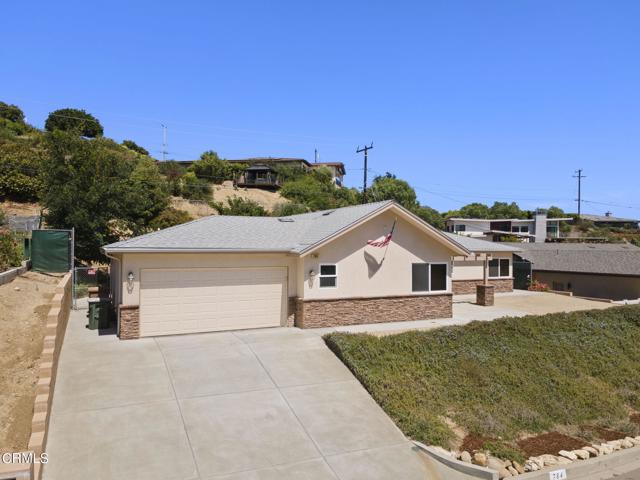 784 Via Arroyo, Ventura CA: https://media.crmls.org/mediaz/8da44d96-cde7-4f51-a397-5f2f0ac76698.jpg