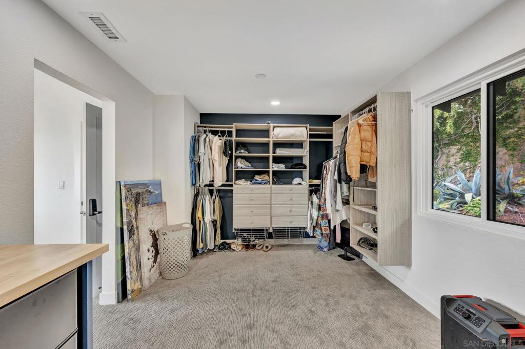 MLS #250037571SD image #27